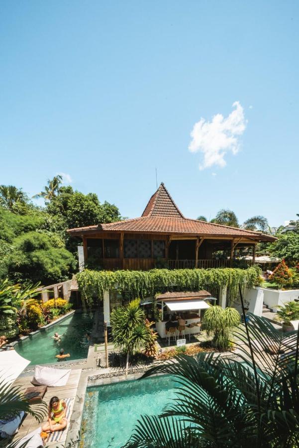 The Farm Hostel Canggu  Exterior photo